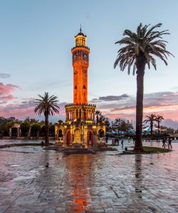 The clock tower is the official symbol of Izmir.It is located Konak Square. It was built in 1901 to commemorate the 25th anniversary of Abdul Hamid II’s accession to the throne.